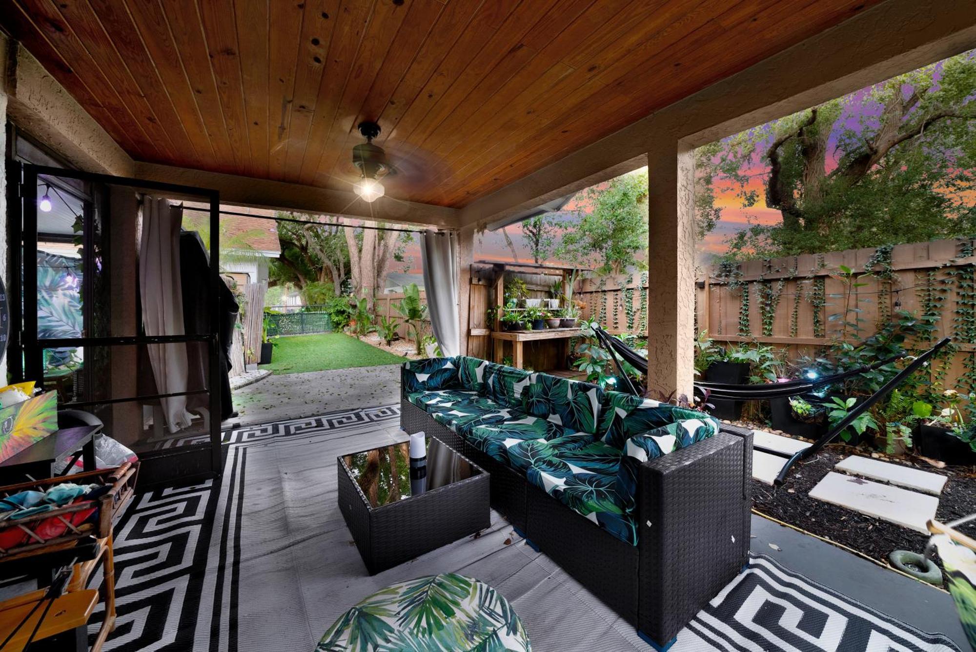 טאמפה Zen Jungle House By Busch Gardens Sleeps 12 With Outdoor Games & Detached Play Space! מראה חיצוני תמונה